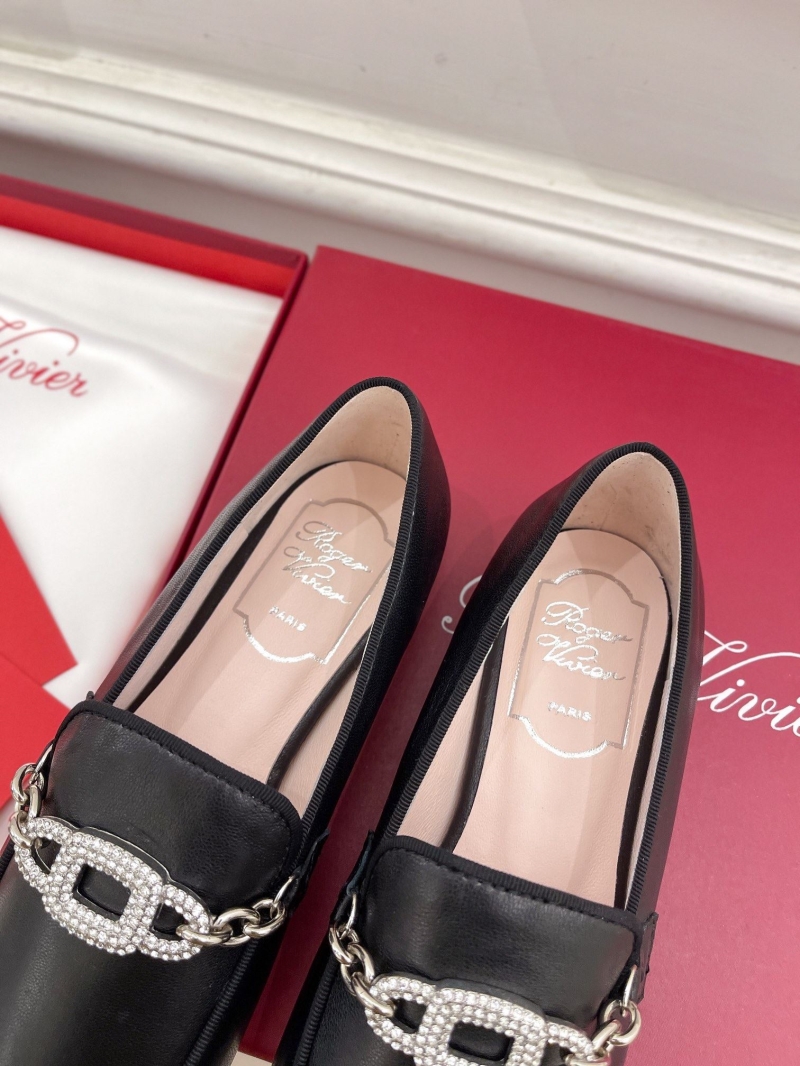 Roger Vivier flat shoes